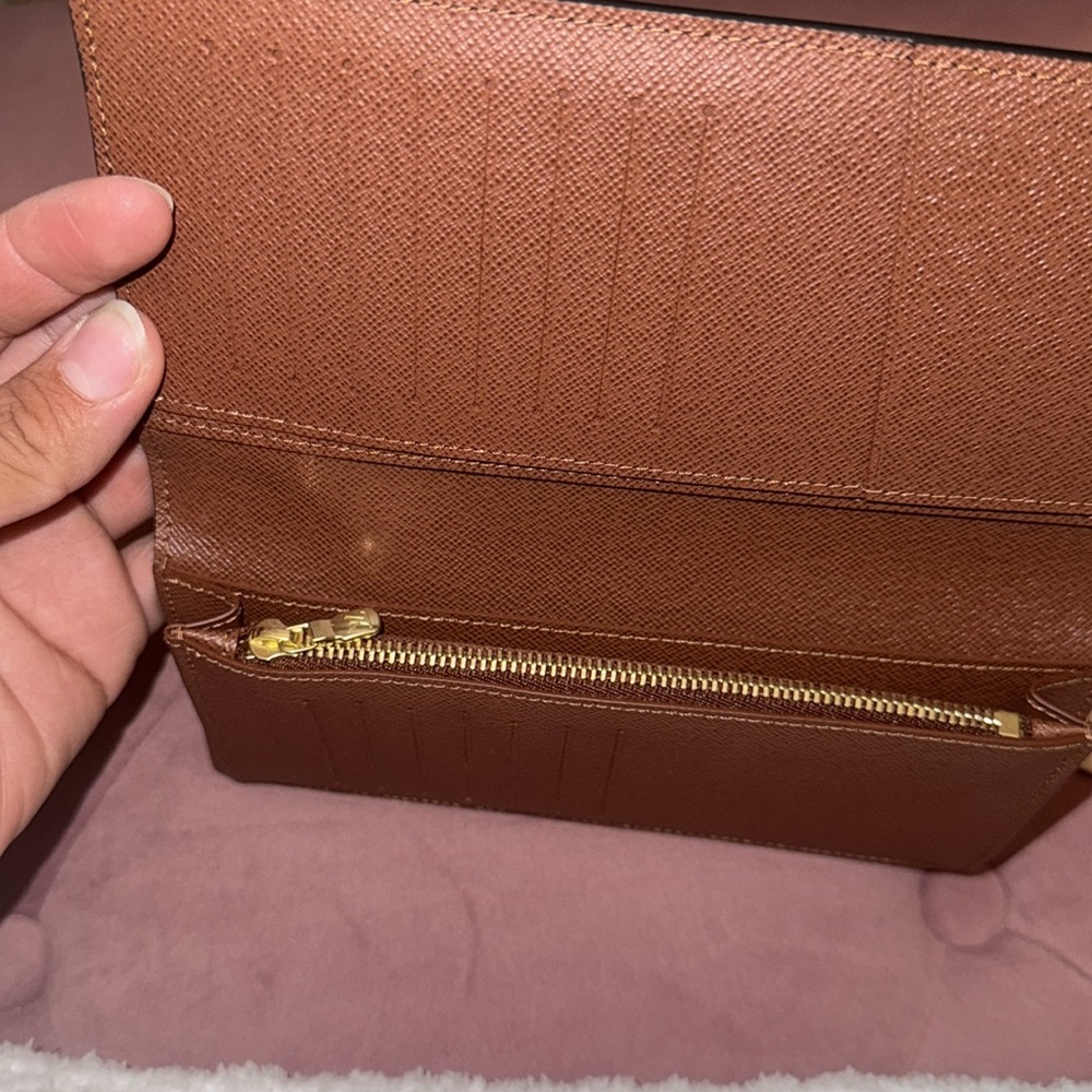 Louis Vuitton Brown monogram brazza Wallet - Picture 11 of 14